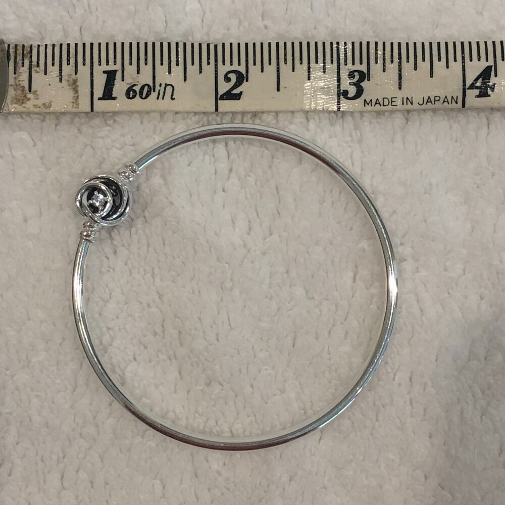 NWT (Box) Pandora Moments Encircled Clasp Bangle Sterling Silver 6.7 in - Picture 11 of 13